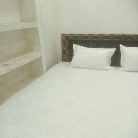 Shivaay Home Stay Varanasi Dış mekan fotoğraf