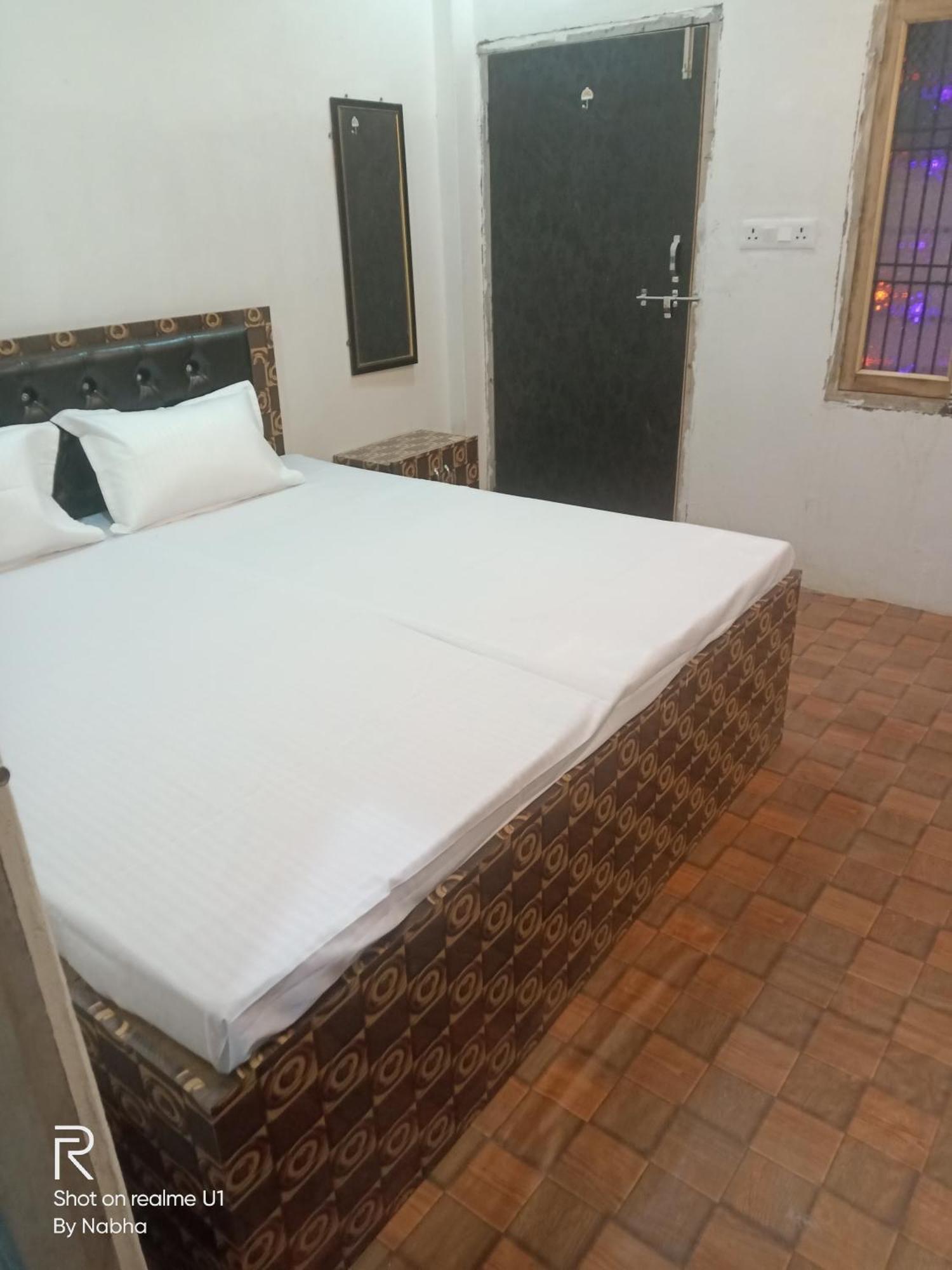 Shivaay Home Stay Varanasi Dış mekan fotoğraf