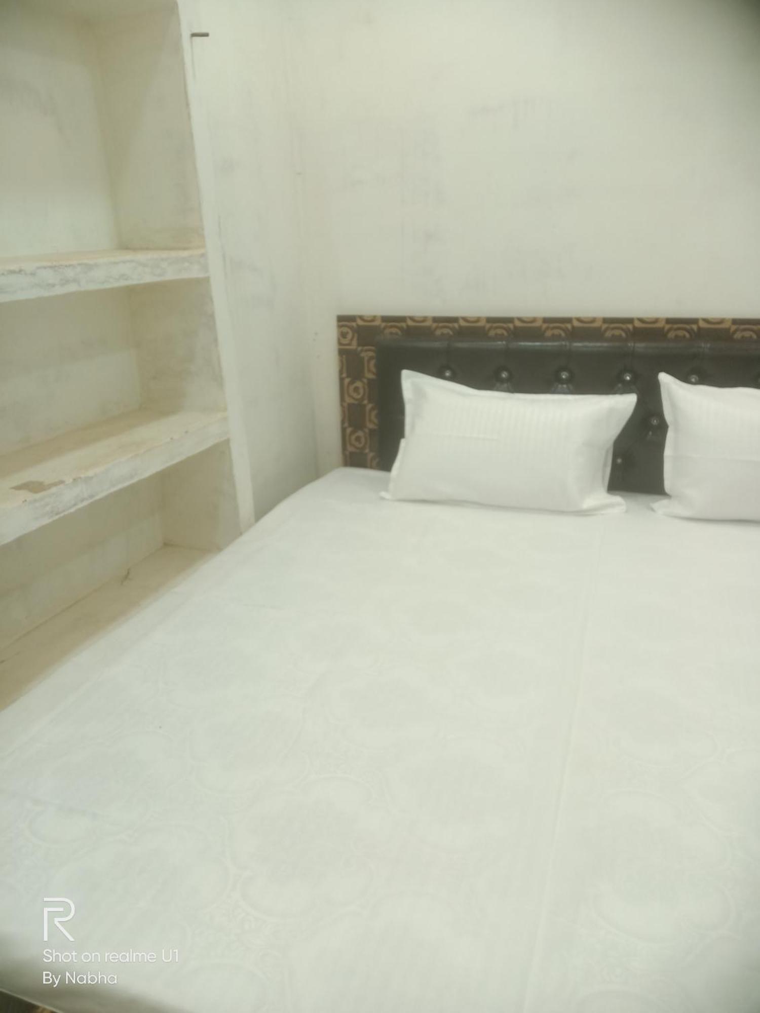 Shivaay Home Stay Varanasi Dış mekan fotoğraf
