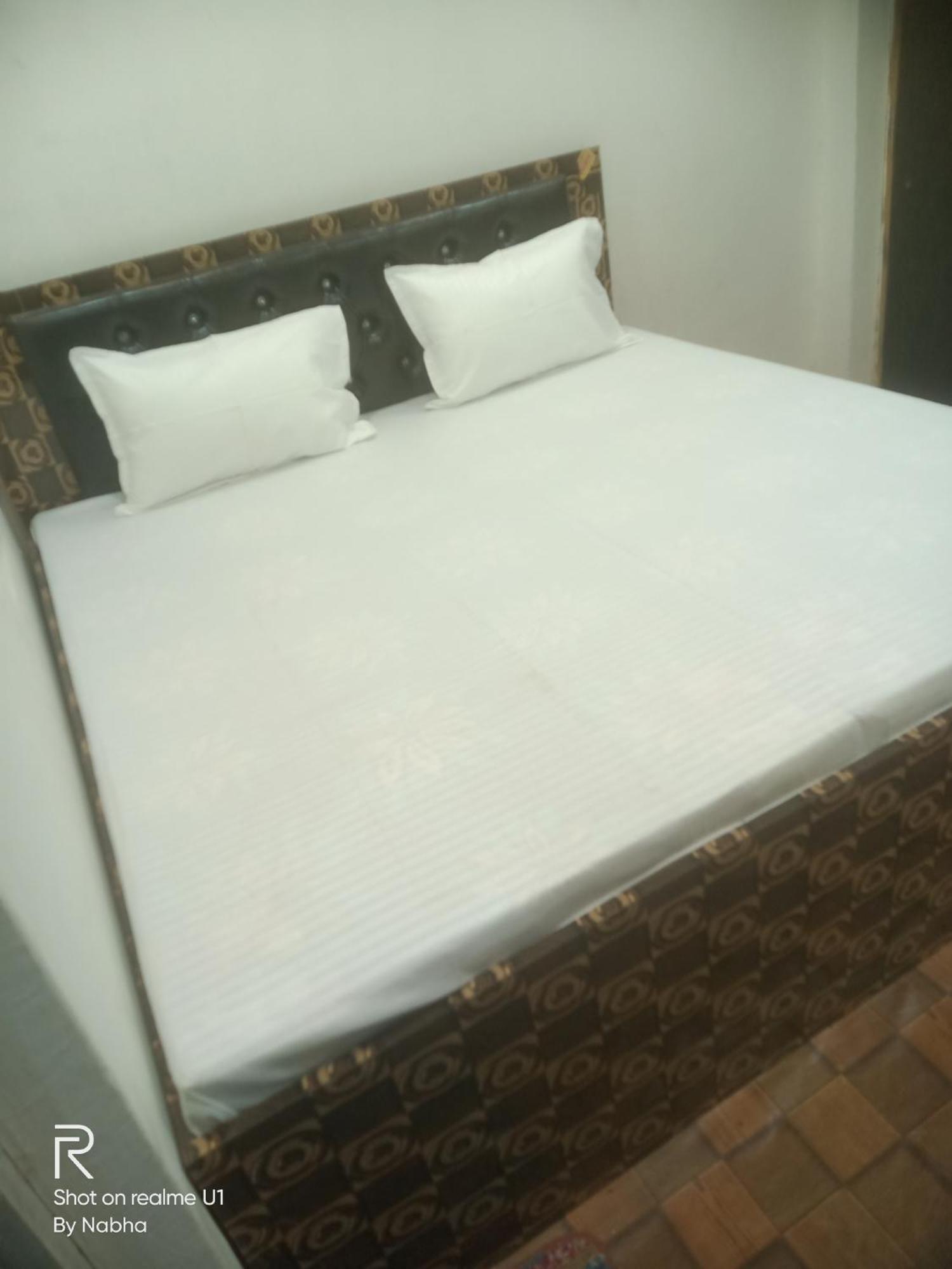 Shivaay Home Stay Varanasi Dış mekan fotoğraf